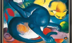 Deux chats aux couleurs vives, l'un bleu, l'autre jaune, dansent dans un paysage abstrait. Une œuvre de Franz Marc, ce "chat" exprime la joie et le mouvement.
