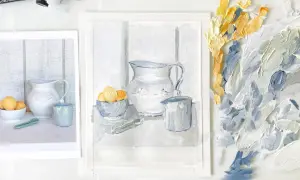 Peinture d'une nature morte facile : cruches et fruits dans des tons doux, avec des touches de jaune vif.