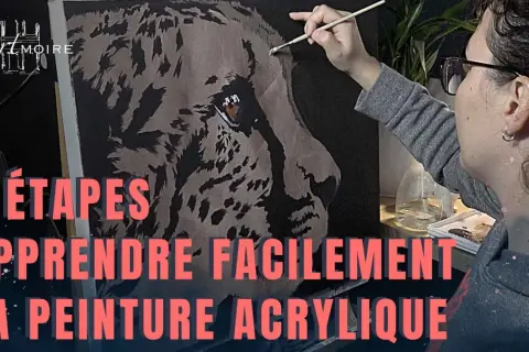 Une artiste utilise un pinceau pour apprendre à peindre un léopard en 5 étapes faciles.