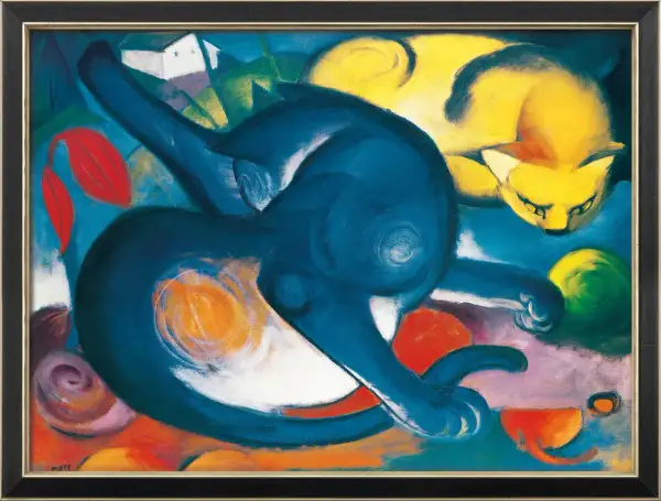 Deux chats aux couleurs vives, l'un bleu, l'autre jaune, dansent dans un paysage abstrait. Une œuvre de Franz Marc, ce "chat" exprime la joie et le mouvement.